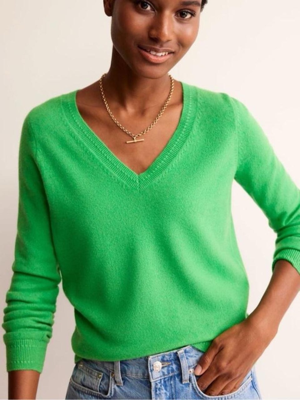 BODEN Eva Cashmere V-Neck Cozy Jumper Vibrant Green Sweater Sz Small Minimalist